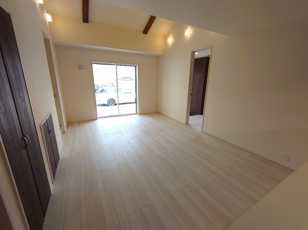 ���r���O ���ł������w���\�ł��I