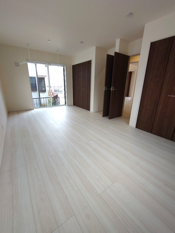 ���f���n�E�X�ʐ^ -