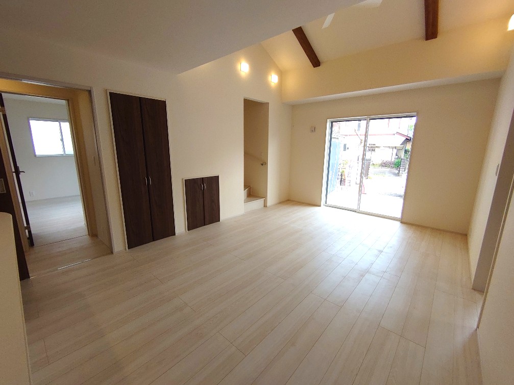 ���f���n�E�X�ʐ^ -