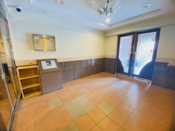 �G���g�����X -