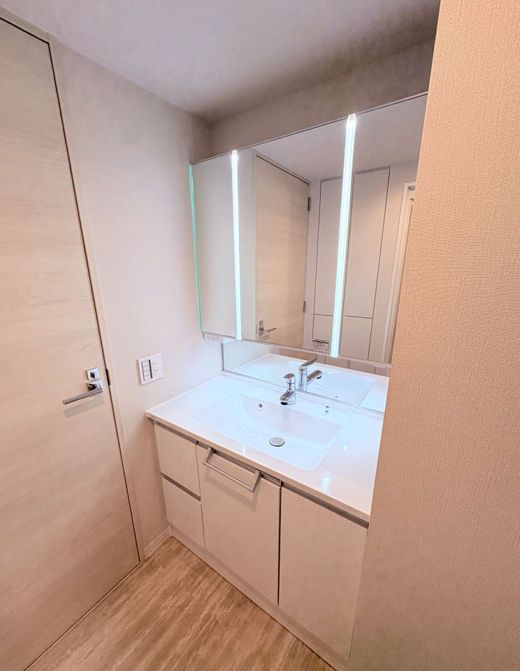 ���ʑ�E���ʏ� -