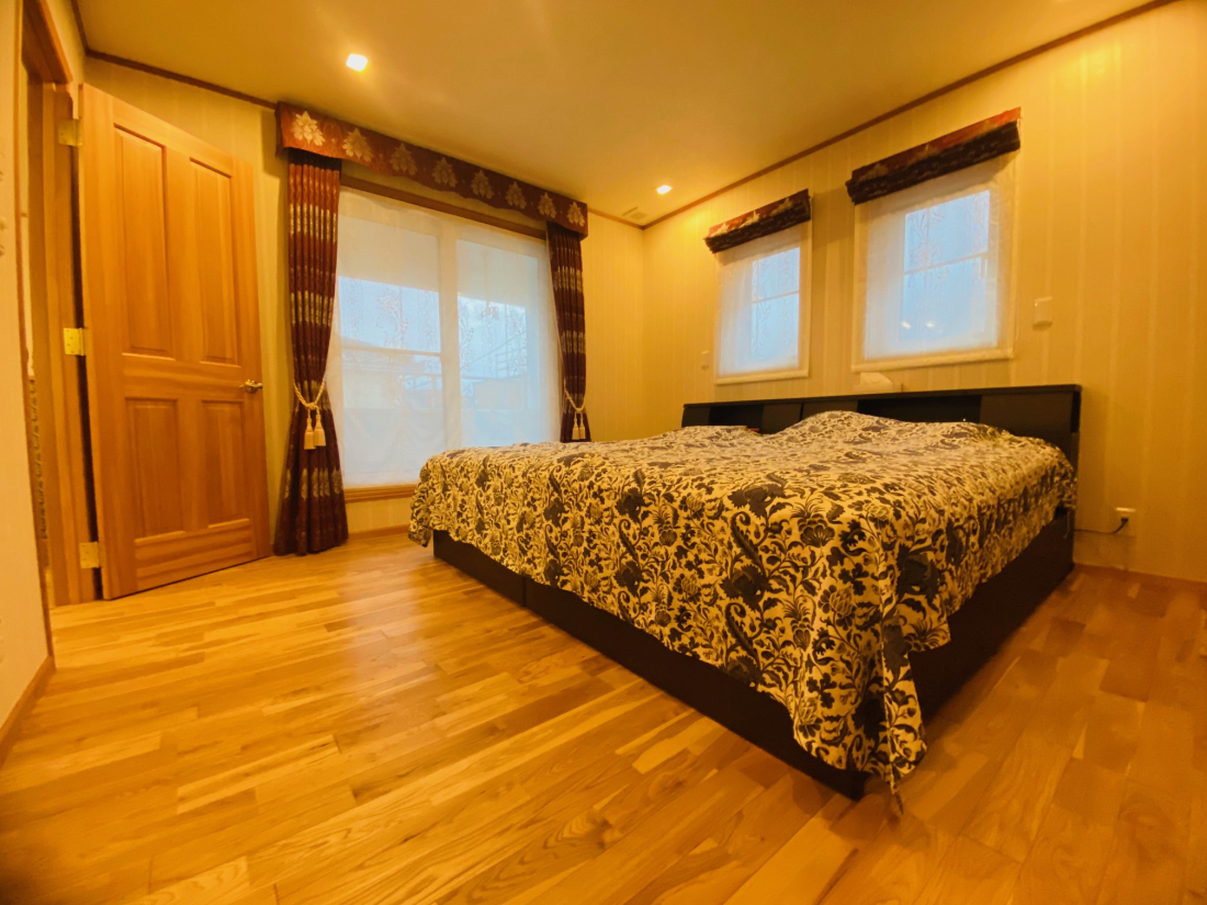 �m�� 2�K��8��