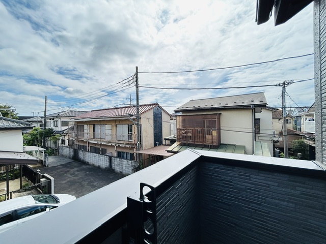 �o���R�j�[ -