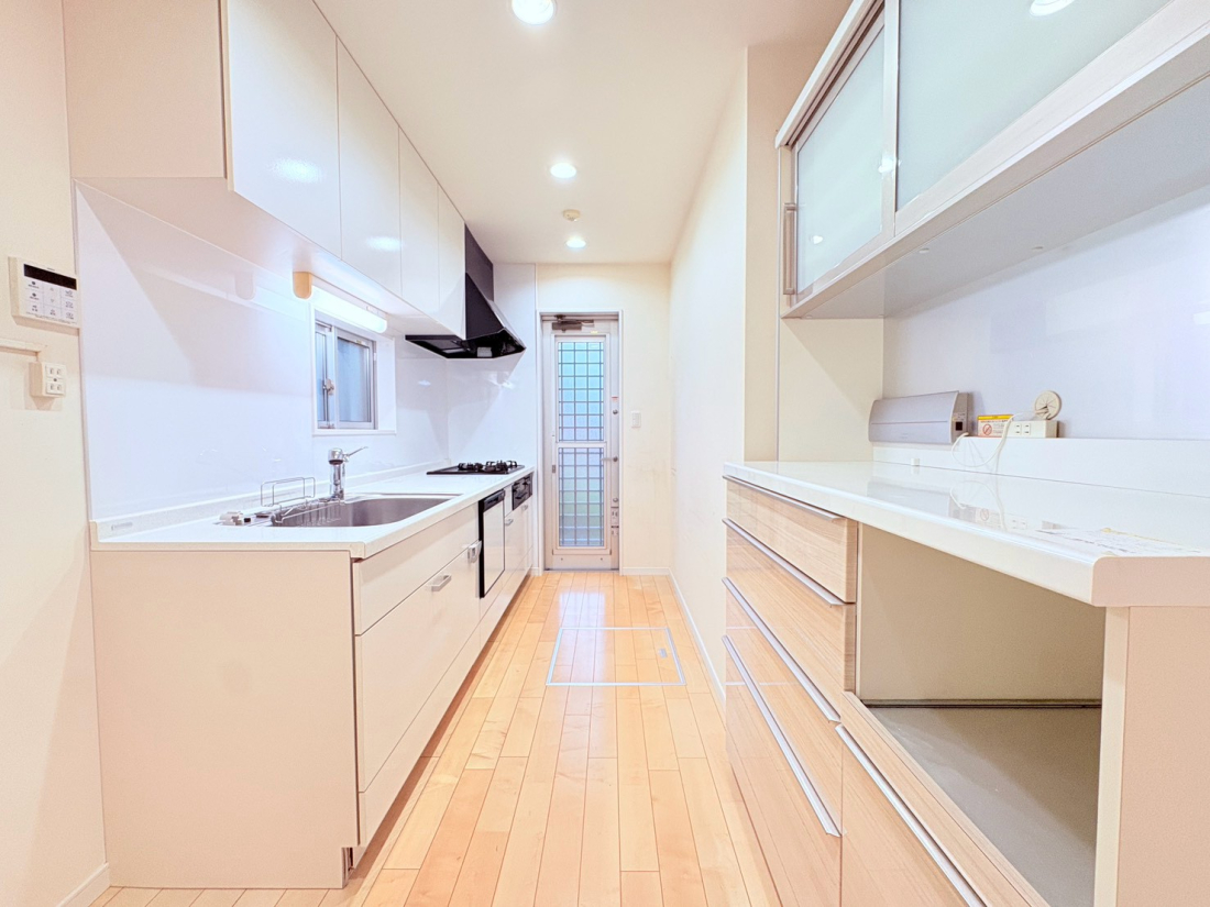 �L�b�`�� -