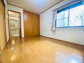 �m�� -