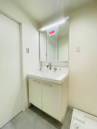 ���ʑ�E���ʏ� -